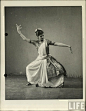 http://3.bp.blogspot.com/_pCG_c3Rq788/S7pSUwrDTdI/AAAAAAAAHFs/d1aoxNy9oqg/s1600/Indian+Dancer+13.jpg