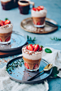 Chocolate & strawberry mousse : Food styling / photography