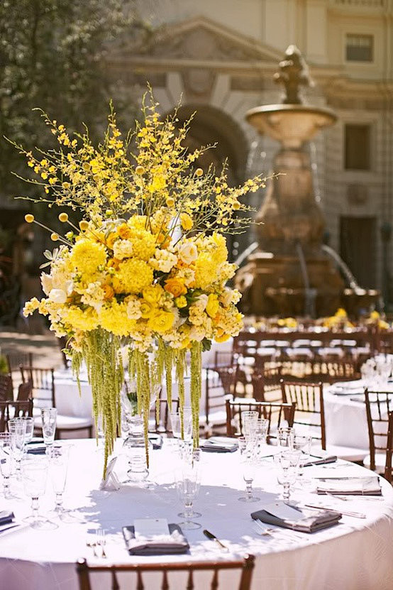 【皆喜】黄色的婚礼桌花，与白色搭配非常美