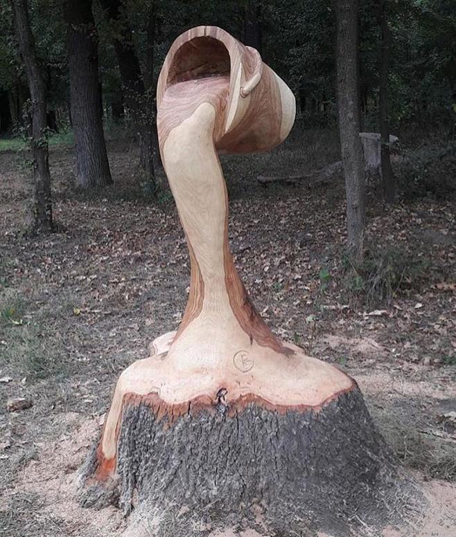 Stunning Wood sculpt...