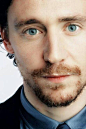 #Tom Hiddleston# 喂，眼睛裡有星辰大海的男神，生日快樂！！ ----​虽然不知道是谁，但是他眼睛确实漂亮