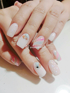 iamX小姐采集到【Pretty Nails ♥ 美甲】