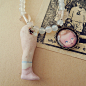 【请爱我】原创手工饰品  古董娃娃肢体复古女项链毛衣链 设计 新款 2013