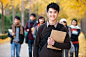 大学生,秋天,校园,学生,户外活动_a012885e6_创意图片_Getty Images China