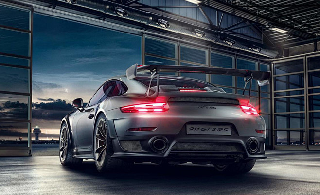 porsche's 911 GT2 RS...