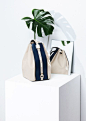 Planting the notion of a new spring bag.: 