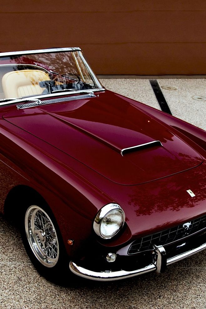 Ferrari 250 GT Calif...