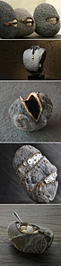 ITO Hirotoshi 是日本的石雕艺术家，其作品以独特的结构和幽默感，这些也都是在她住所附近的河边找的石头进行打造。它们变成一个个笑脸、服装、假牙、钱包等等。（分享自@加意生活）