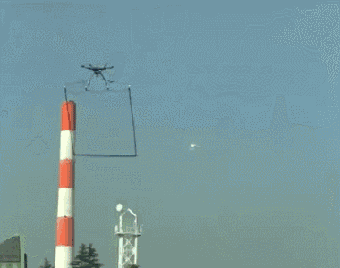 东京警方开发出了用于捕捉无人机的无人机，...