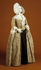 洛可可时代的英法女装