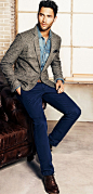 Blue jeans combined with a Tweed Jacket. #欧美# #欧美风# #欧美街拍# #欧美头像# #欧美模特# #英伦# #英伦风# #大叔控# #型男# 