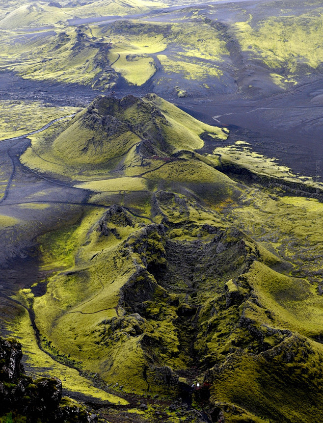拉基环形山(Lakagigar)，冰岛。...