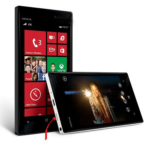 好期待：Lumia 928居然支持SD卡...