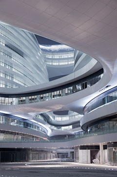 舂澡采集到Zaha Hadid