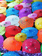 A POP OF COLOR! ▶ umbrellas