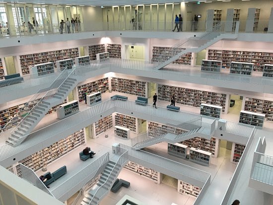 “stadtbibliothek”的图片...