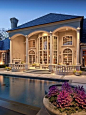 casa / Love the columns