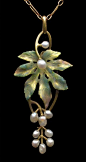 FERDINAND ZERRENNER (Pforzheim)  Art Nouveau Pendant   Gold Enamel Pearl  Pendant: H: 8.1 cm (3.19 in)? W: 3.5 cm (1.38 in)?  Chain: L: by carter flynn@北坤人素材