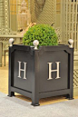 planters traditional-outdoor-planters: 