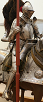 古董盔甲赏析【德国骑士盔甲 <wbr>1548 <wbr>纽伦堡】