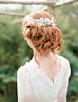 Loose bridal undo with headpiece