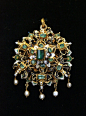 muirgilsdream: Pendant with emeralds and pearls, Hungary, 17th cent.