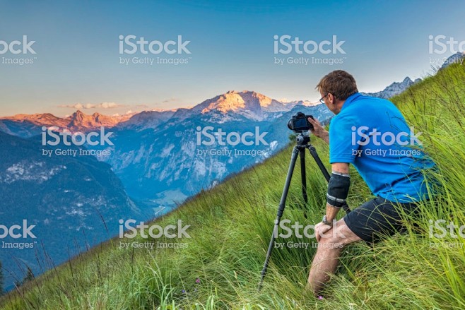 阿爾卑斯山的自然攝影師-National...