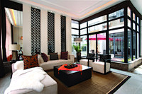 东南亚风格复式楼客厅沙发背景墙装修图片
