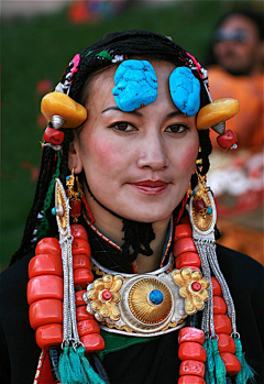 MO9dbsV1采集到藏族艺术