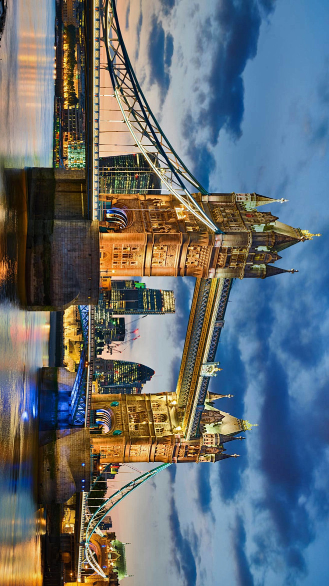 伦敦塔桥 (© Mapics/Getty...