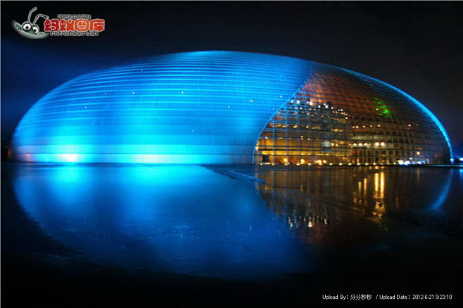 中国国家大剧院夜景图片素材