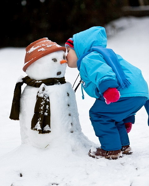 可爱的雪人和小孩
还记得上次开怀是什么时...