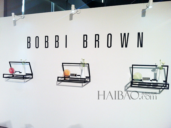 芭比·波朗 (Bobbi Brown) ...