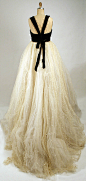Dress from 1957 designed by Elizabeth Arden