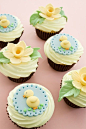 Cute! I feel like these could easily be ... | Cupcake & cake decora... #甜品#