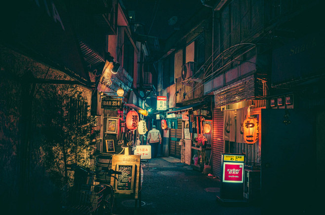 Tokyo After Dark : T...