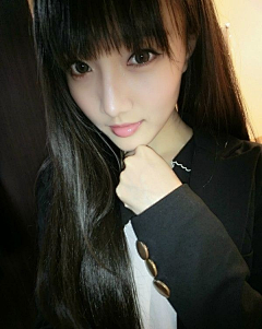 花瓣jie采集到美女