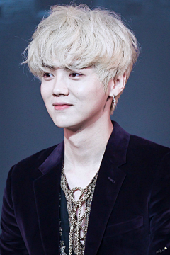 Dddddie采集到鹿晗LUHAN