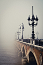 Fog Bridge, Bordeaux, France
photo via alida #美景#