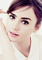 Lily Collins（莉莉·柯林斯）