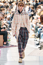 Sacai Spring 2020 Menswear Fashion Show : The complete Sacai Spring 2020 Menswear fashion show now on Vogue Runway.
