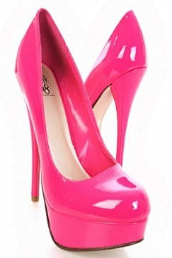 可爱的粉色鞋子……