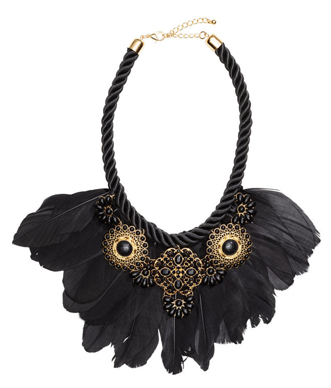 H&M Necklace with Fe...