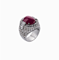 “Trombino” 戒指，镶嵌红宝石及钻石，创作于1945年