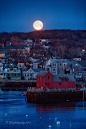 Moonset over Rockports, New England 月落 ，新英格兰

