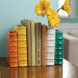 BOOKEND VASES