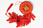 文字,影棚拍摄,春节,红色,纺织品_139201160_Red fabric firecrackers_创意图片_Getty Images China