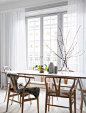 T.D.C | Light + airy dining room