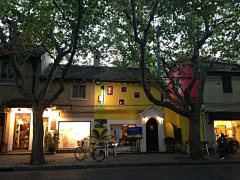 Zhaotongyuanyuan采集到上海咖啡之旅 - 晚櫻