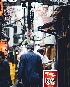 诺诺的黑猫采集到场景